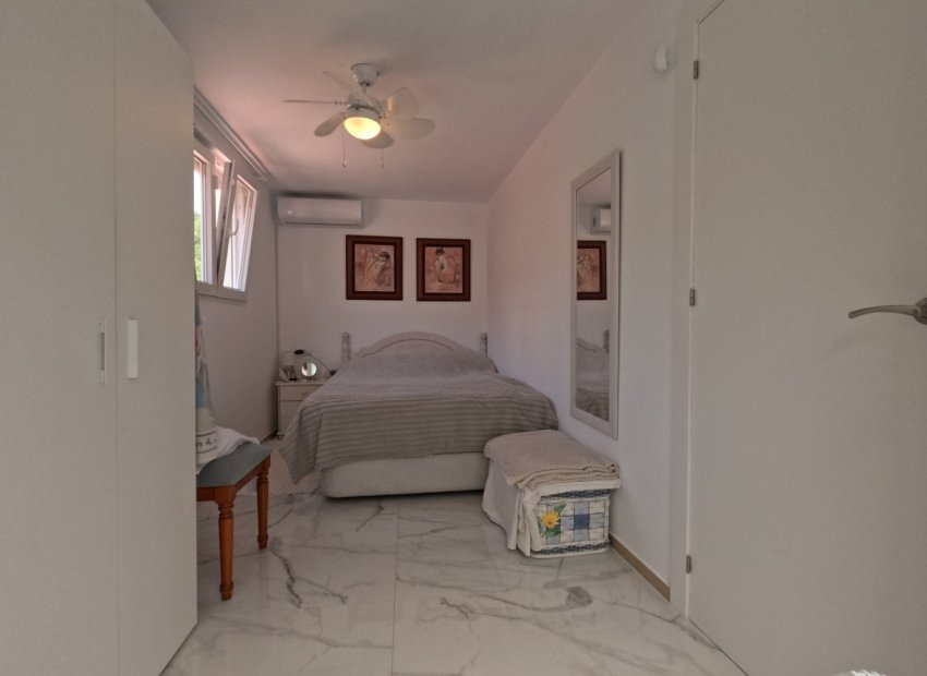 Reventa - Townhouse / Duplex - Torrevieia - El Acequión - Los Náufragos