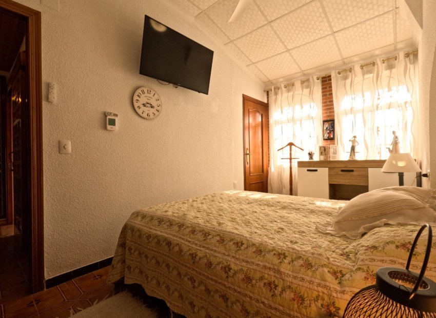 Reventa - Townhouse / Duplex - Torrevieia - El Acequión - Los Náufragos