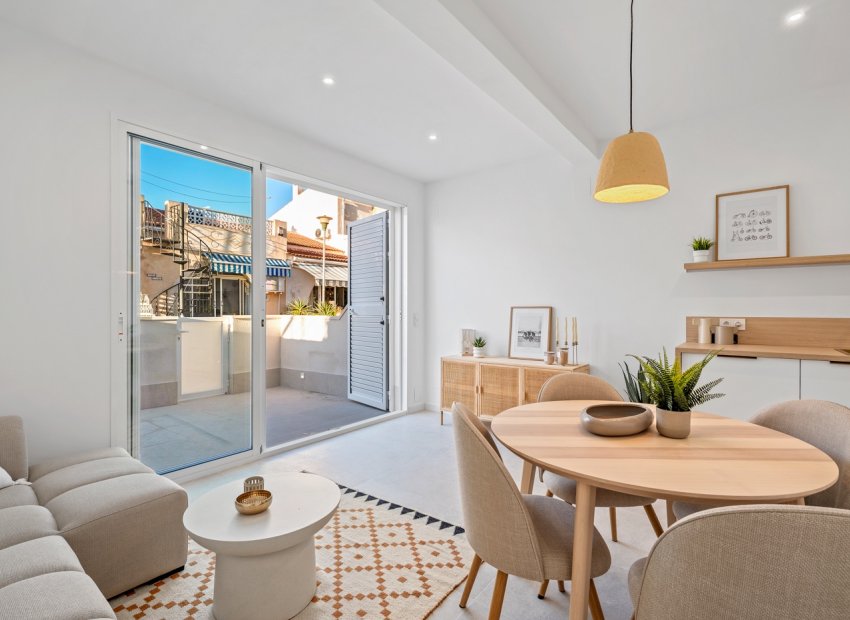 Reventa - Townhouse / Duplex - Torrevieia - El Chaparral