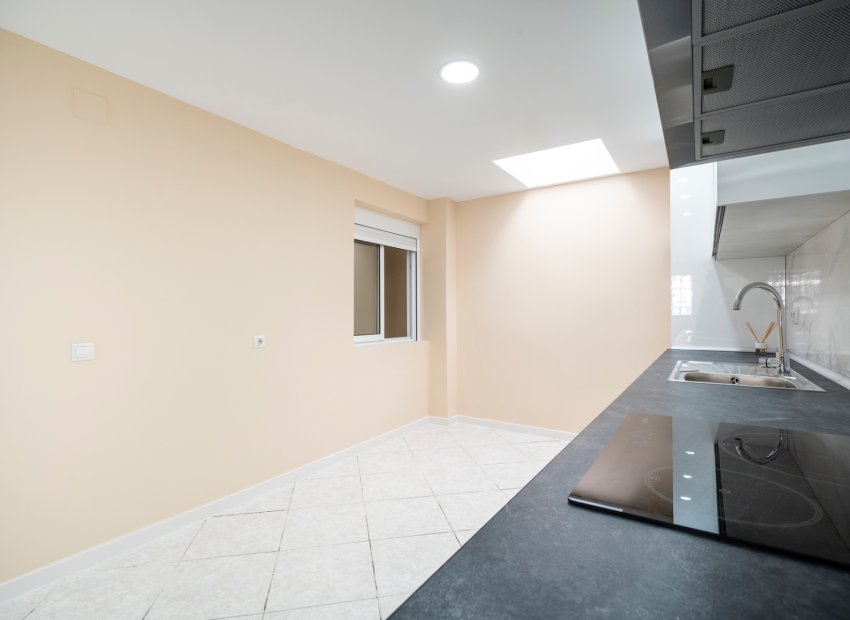 Reventa - Townhouse / Duplex - Torrevieia - El Chaparral