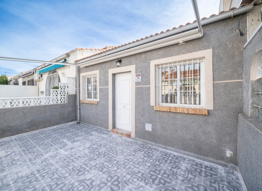 Reventa - Townhouse / Duplex - Torrevieia - El Chaparral