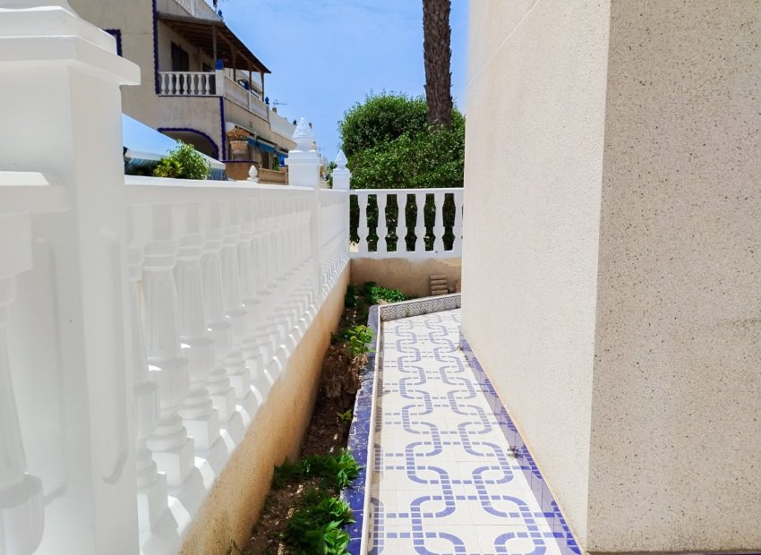 Reventa - Townhouse / Duplex - Torrevieia - La Siesta