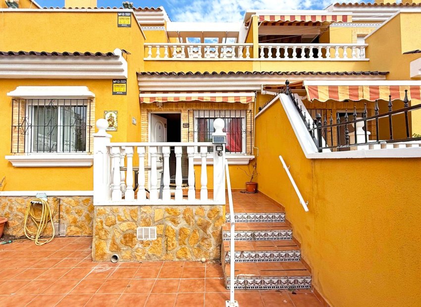 Reventa - Townhouse / Duplex - Torrevieia - La Siesta