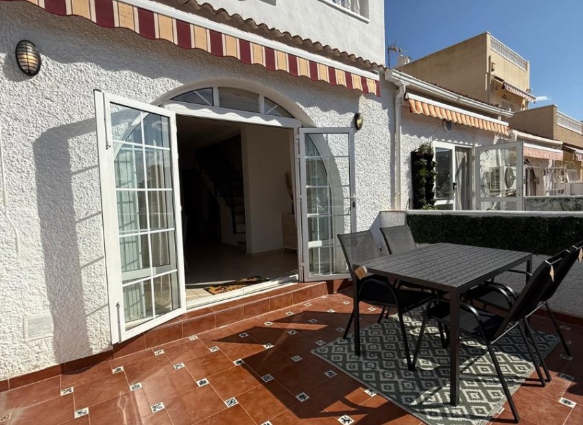 Reventa - Townhouse / Duplex - Torrevieia - La Siesta