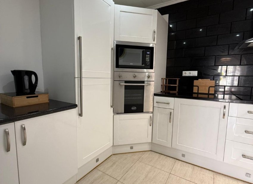 Reventa - Townhouse / Duplex - Torrevieia - La Siesta
