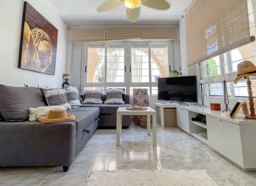 Reventa - Townhouse / Duplex - Torrevieia - La Siesta