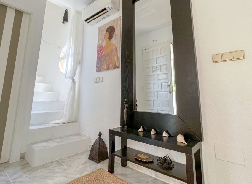 Reventa - Townhouse / Duplex - Torrevieia - La Siesta