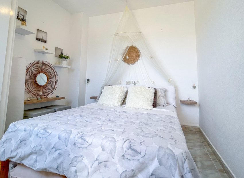 Reventa - Townhouse / Duplex - Torrevieia - La Siesta