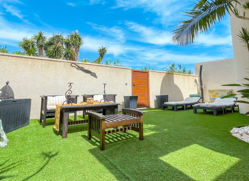 Reventa - Townhouse / Duplex - Torrevieia - La Siesta