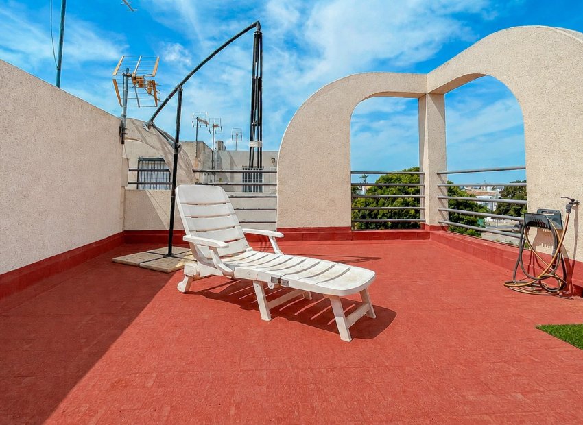 Reventa - Townhouse / Duplex - Torrevieia - La Siesta