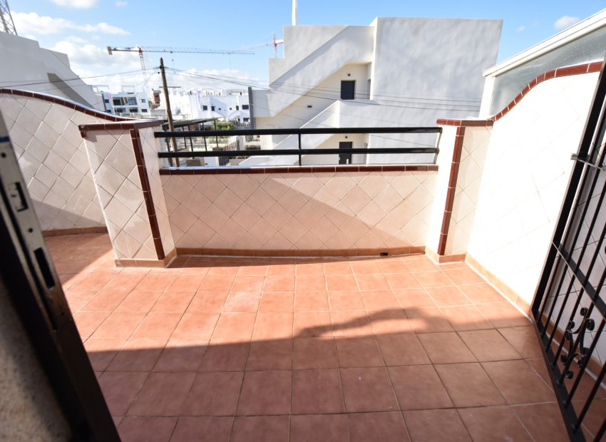 Reventa - Townhouse / Duplex - Torrevieia - Lago Jardín II