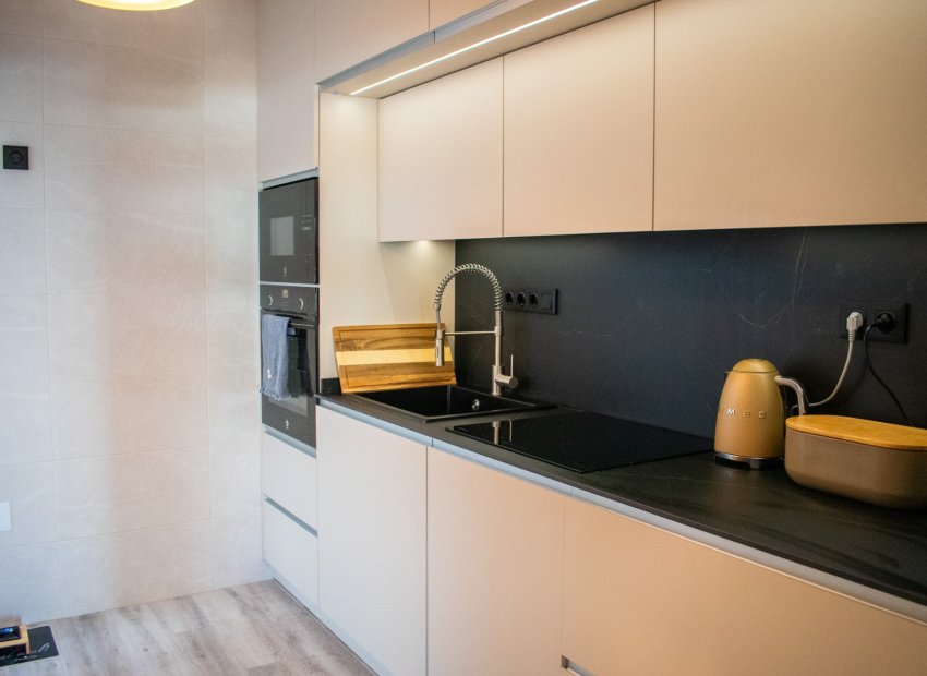 Reventa - Townhouse / Duplex - Torrevieia - Los Balcones