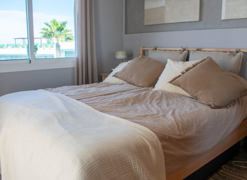 Reventa - Townhouse / Duplex - Torrevieia - Los Balcones