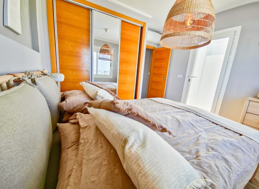 Reventa - Townhouse / Duplex - Torrevieia - Los Balcones