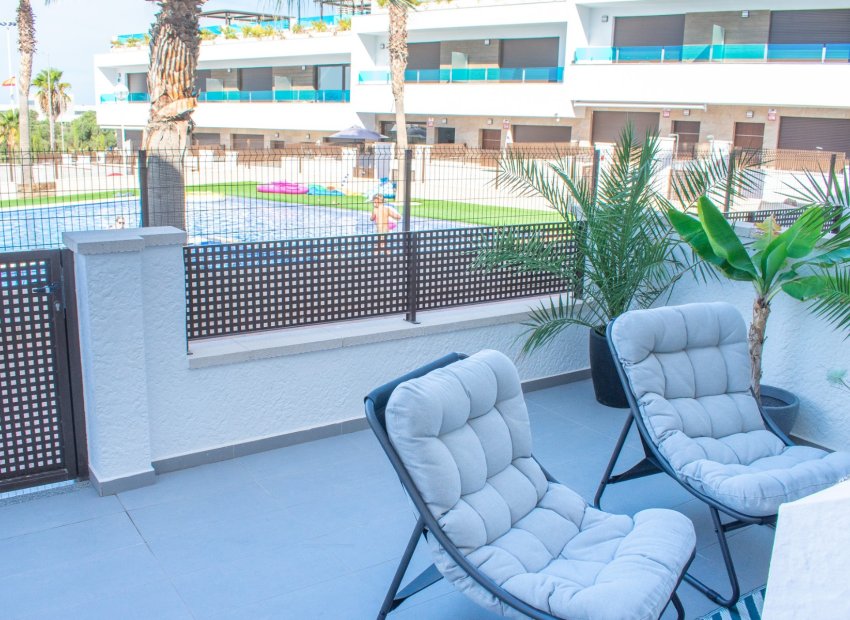 Reventa - Townhouse / Duplex - Torrevieia - Los Balcones