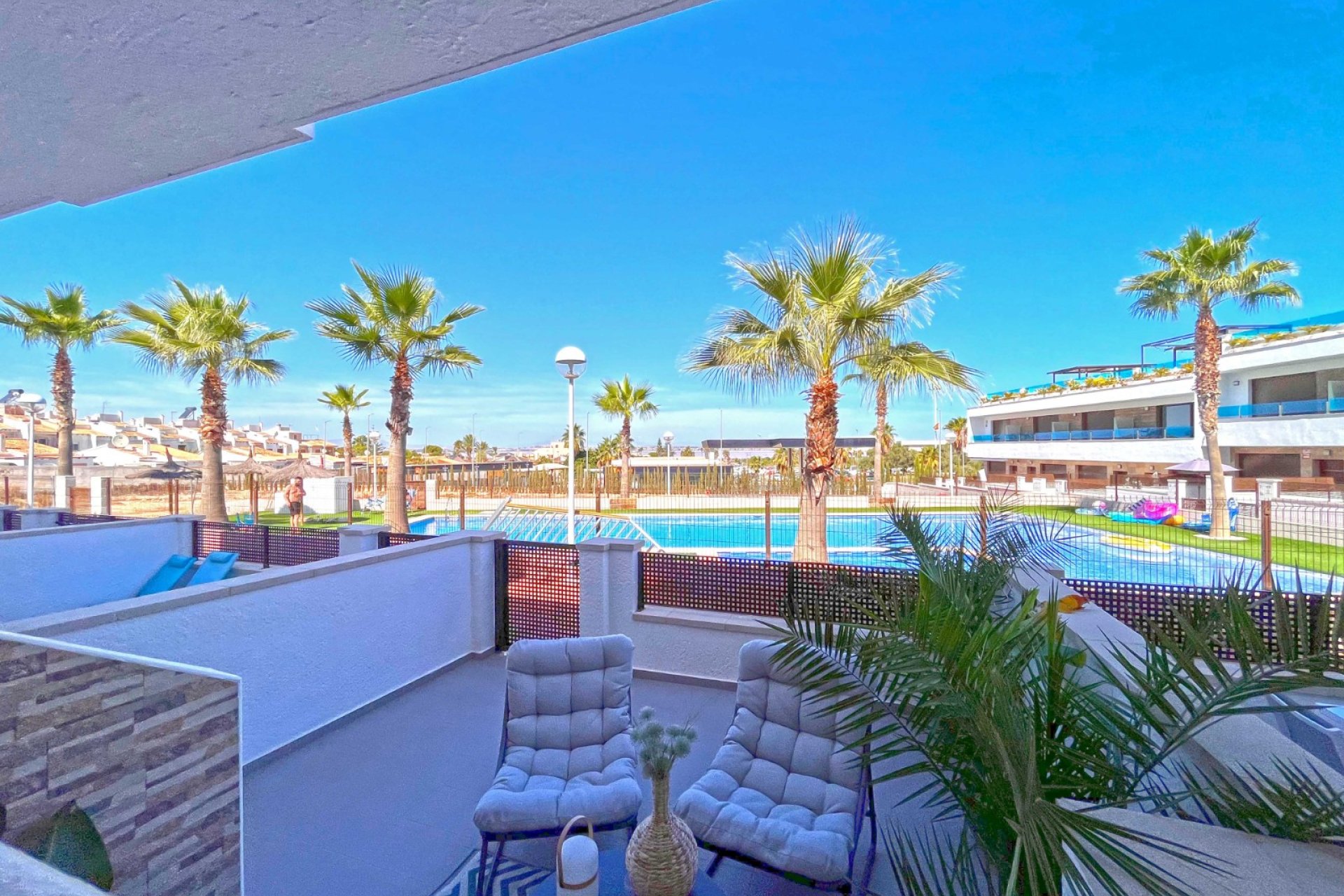 Reventa - Townhouse / Duplex - Torrevieia - Los Balcones