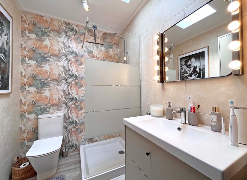 Reventa - Townhouse / Duplex - Torrevieia - Los Balcones