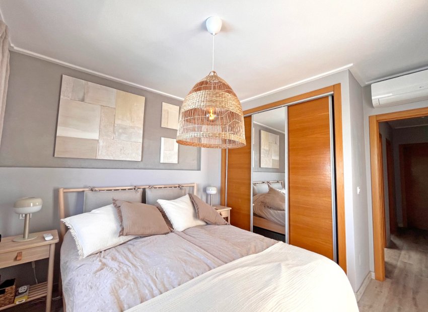 Reventa - Townhouse / Duplex - Torrevieia - Los Balcones