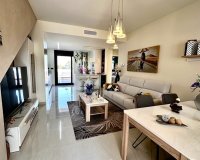 Reventa - Townhouse / Duplex - Torrevieia - Los Balcones