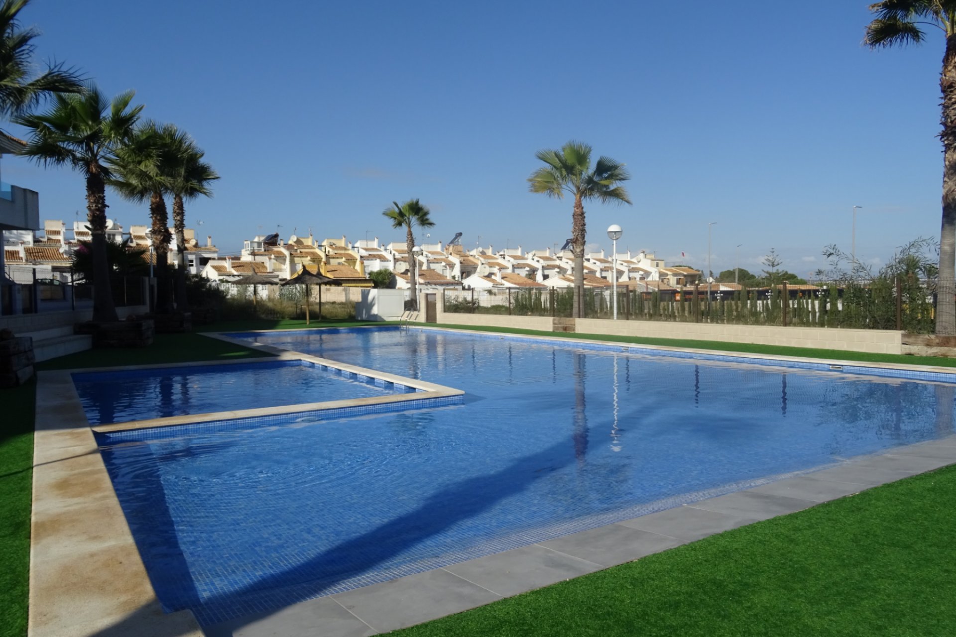Reventa - Townhouse / Duplex - Torrevieia - Los Balcones