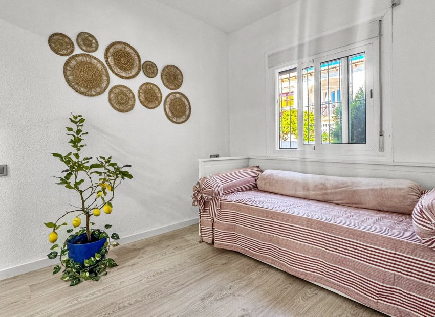 Reventa - Townhouse / Duplex - Torrevieia - Los Balcones