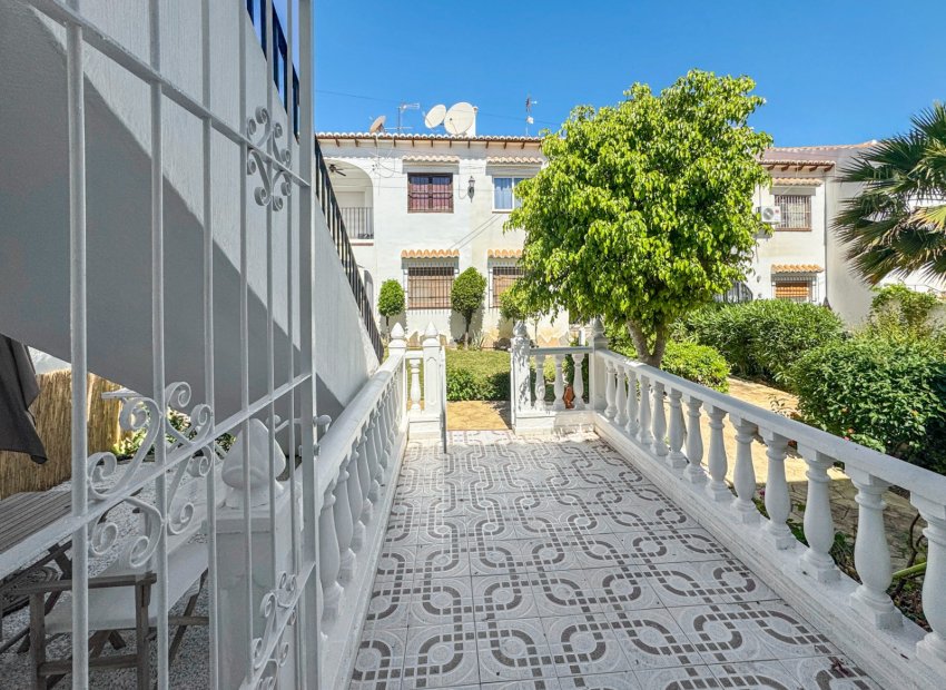 Reventa - Townhouse / Duplex - Torrevieia - Los Balcones