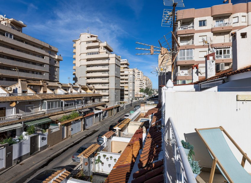 Reventa - Townhouse / Duplex - Torrevieia - Nueva Torrevieja