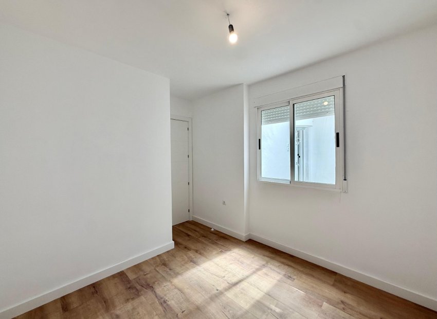 Reventa - Townhouse / Duplex - Torrevieia - Parque de las Naciones
