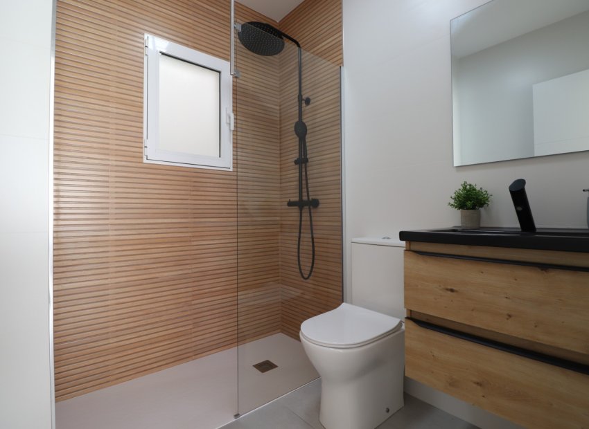 Reventa - Townhouse / Duplex - Torrevieia - San Luis