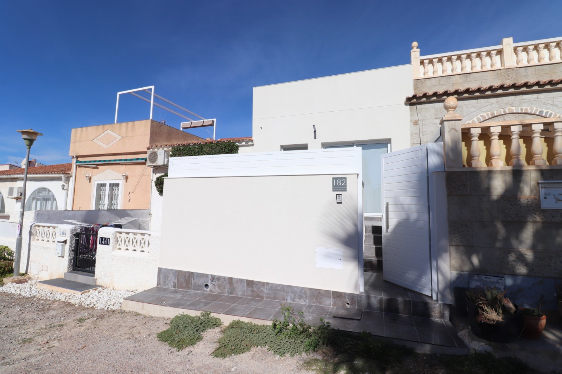 Reventa - Townhouse / Duplex - Torrevieia - San Luis