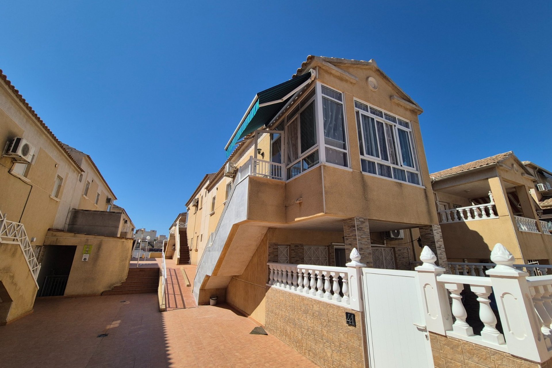 Reventa - Townhouse / Duplex - Torrevieia - Torrevieja