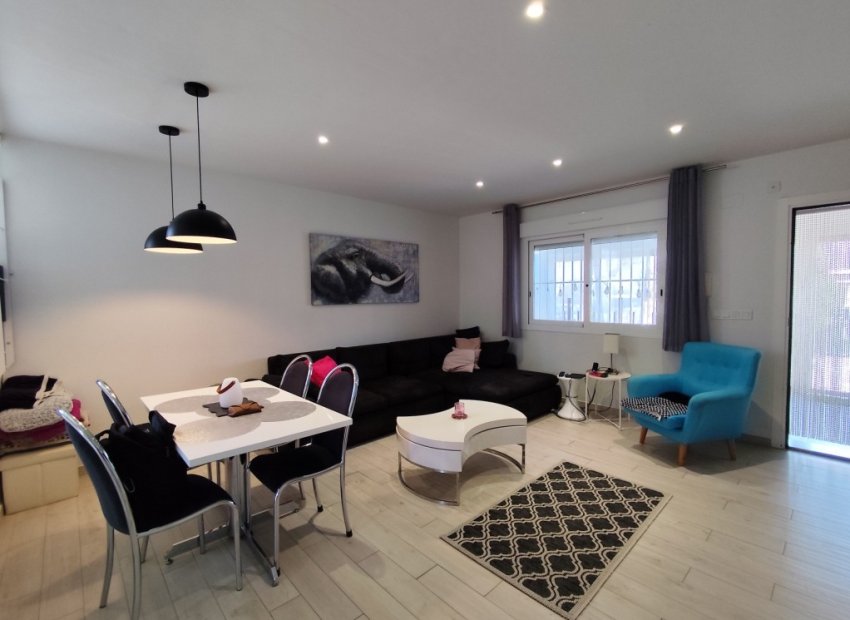 Reventa - Townhouse / Duplex - Torrevieia - Torrevieja