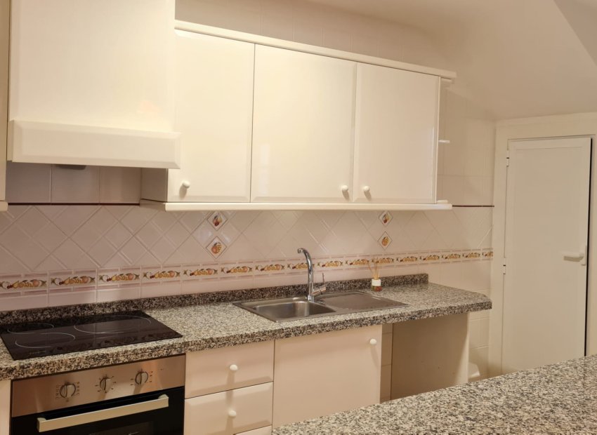 Reventa - Townhouse / Duplex - Villamartín - Los Dolses