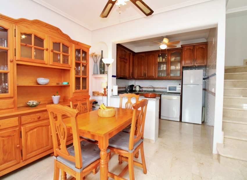 Reventa - Townhouse / Duplex - Villamartín - PAU 8