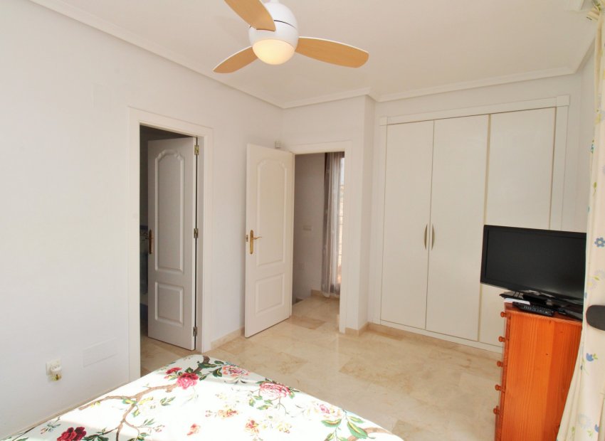 Reventa - Townhouse / Duplex - Villamartín - PAU 8