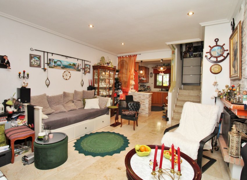 Reventa - Townhouse / Duplex - Villamartín - PAU 8