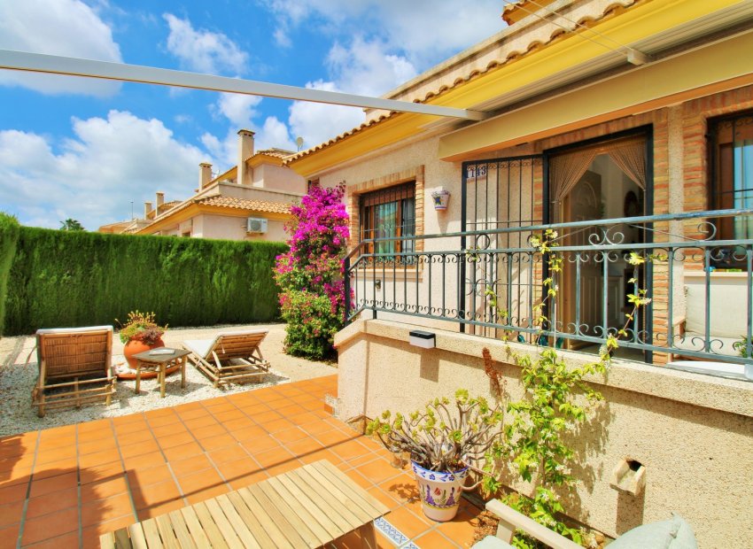 Reventa - Townhouse / Duplex - Villamartín - PAU 8