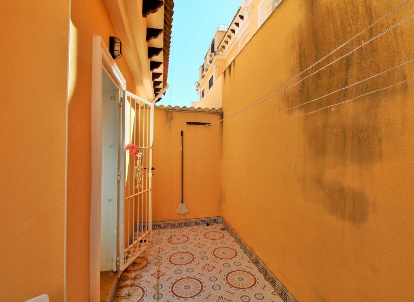 Reventa - Townhouse / Duplex - Villamartín