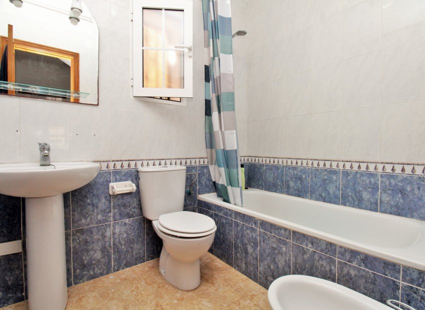 Reventa - Townhouse / Duplex - Villamartín