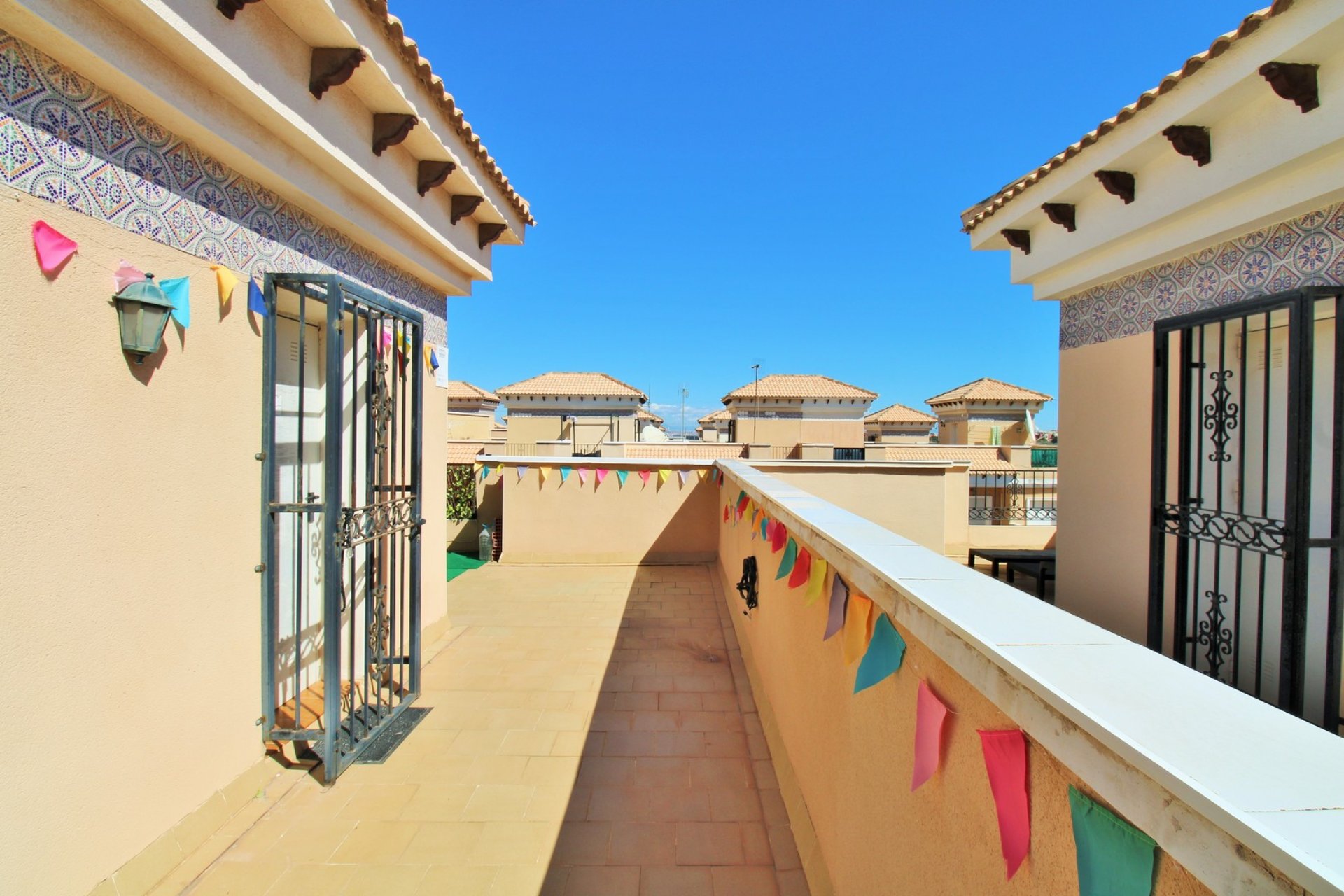 Reventa - Townhouse / Duplex - Villamartín