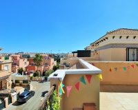 Reventa - Townhouse / Duplex - Villamartín