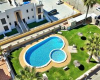 Reventa - Townhouse / Duplex - Villamartín