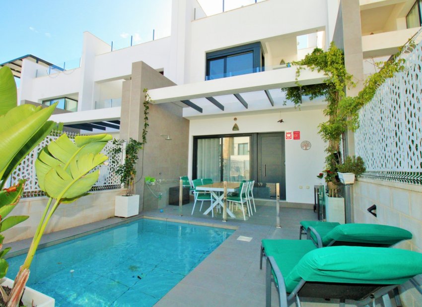 Reventa - Townhouse / Duplex - Villamartín