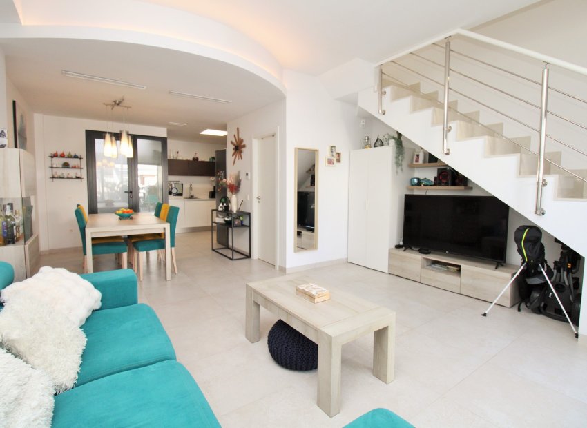 Reventa - Townhouse / Duplex - Villamartín