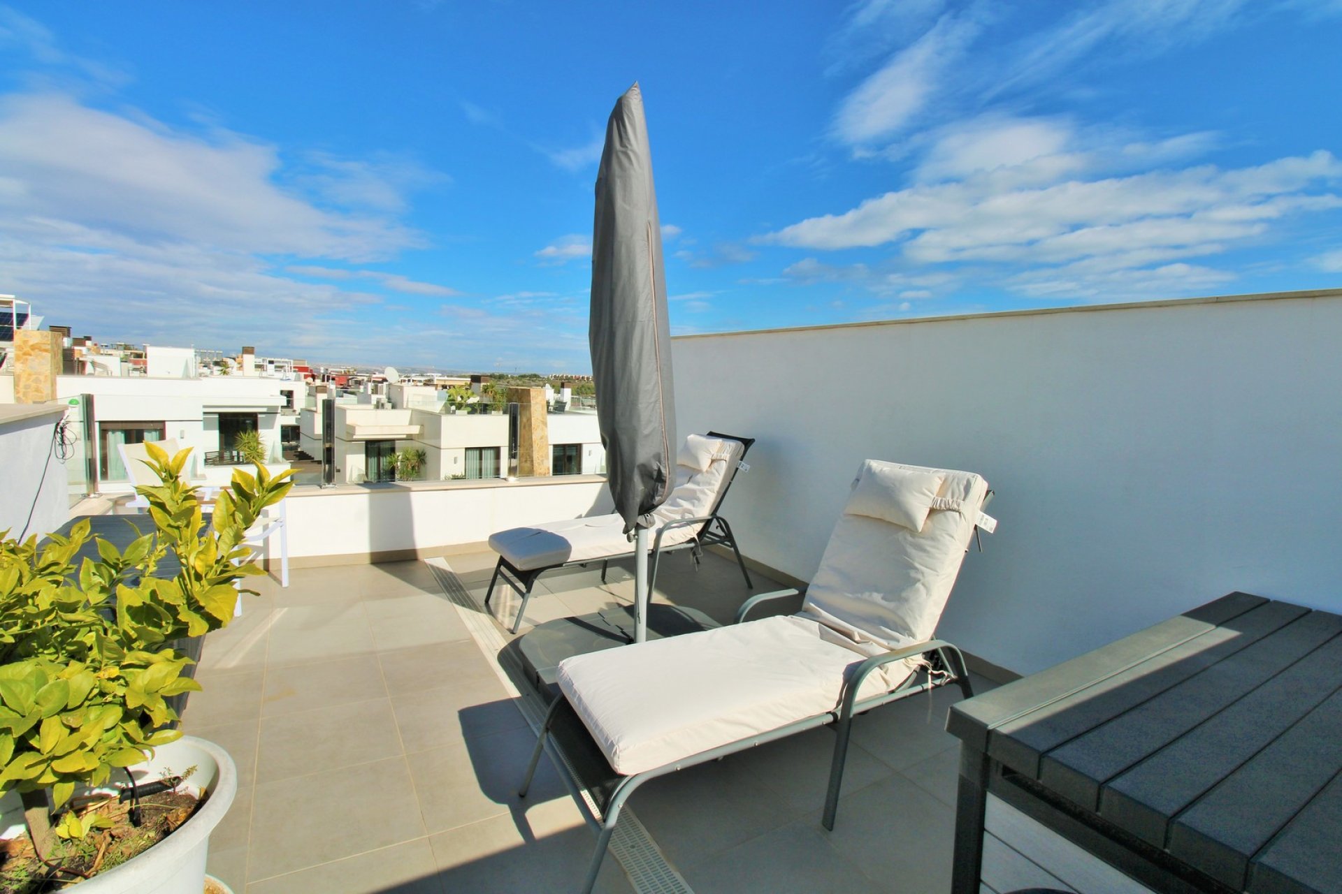 Reventa - Townhouse / Duplex - Villamartín