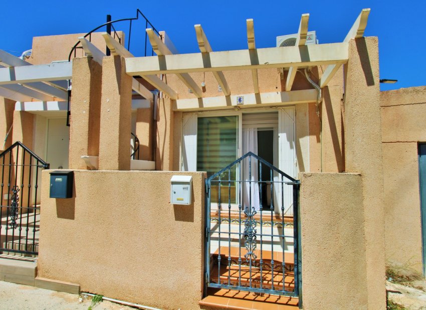 Reventa - Townhouse / Duplex - Villamartín