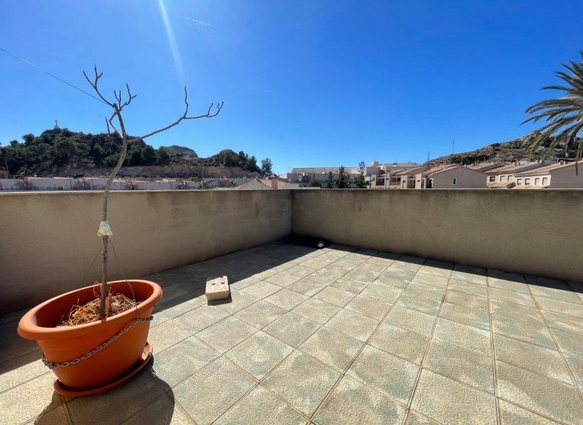 Reventa - Townhouse / Duplex - Villanueva Rio Segura - Villanueva