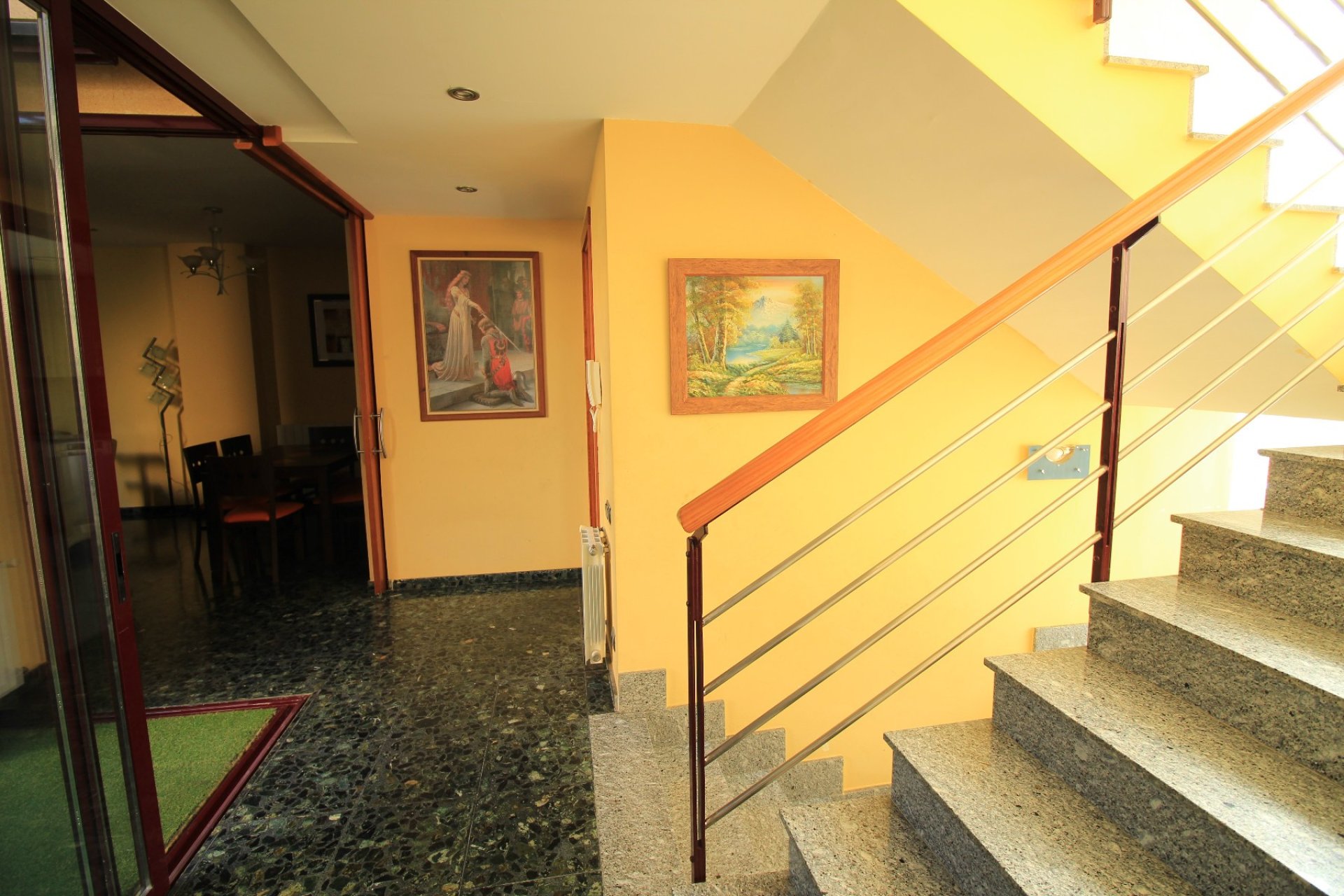 Reventa - Townhouse / Duplex - Villanueva Rio Segura - Villanueva