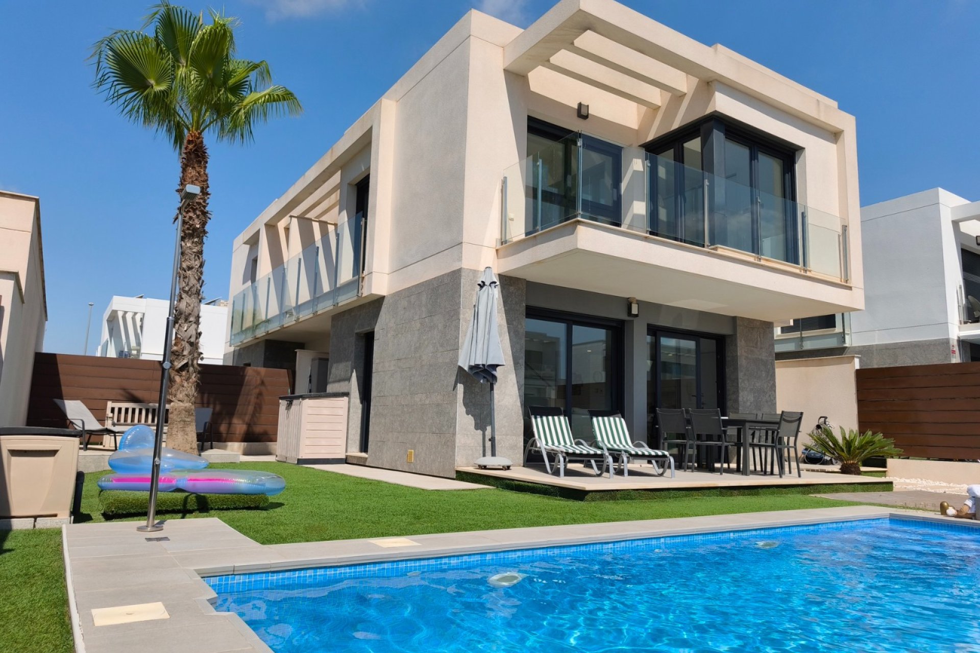 Reventa - Townhouse / Duplex - Vistabella