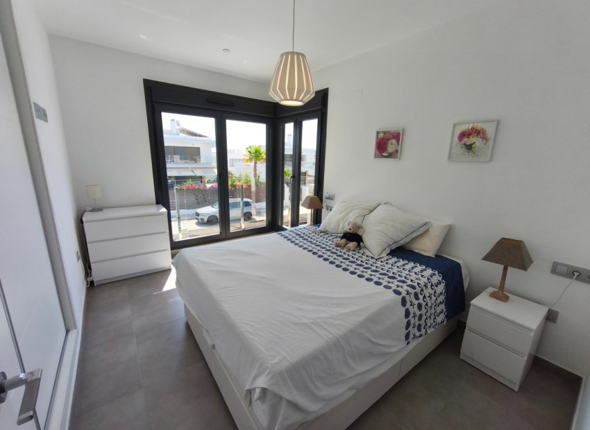 Reventa - Townhouse / Duplex - Vistabella